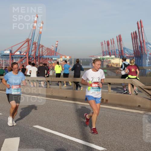 03.10.2026 - Köhlbrandbrückenlauf Yannick Fuchs http://msf.ph/oto/10774479 03.10.2026 09:39:10 Position 2 1267, 2144 meine-sportfotos.de