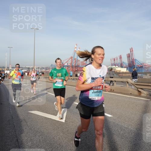 03.10.2026 - Köhlbrandbrückenlauf Yannick Fuchs http://msf.ph/oto/10774591 03.10.2026 09:39:21 Position 2 3799, 1298 meine-sportfotos.de