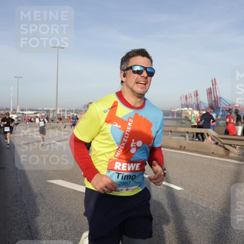 03.10.2026 - Köhlbrandbrückenlauf Yannick Fuchs http://msf.ph/oto/10774613 03.10.2026 09:39:24 Position 2 2367 meine-sportfotos.de