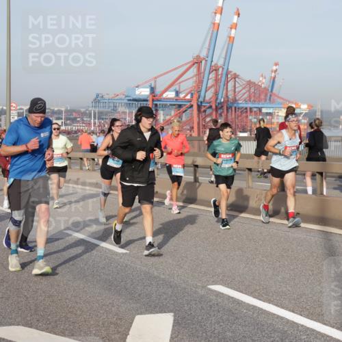 03.10.2026 - Köhlbrandbrückenlauf Yannick Fuchs http://msf.ph/oto/10774791 03.10.2026 09:39:42 Position 2  meine-sportfotos.de