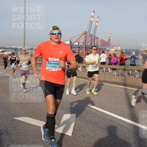 03.10.2026 - Köhlbrandbrückenlauf Yannick Fuchs http://msf.ph/oto/10774828 03.10.2026 09:39:45 Position 2 2302 meine-sportfotos.de
