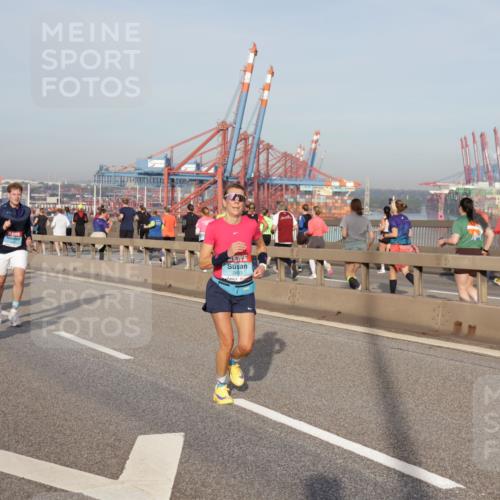 03.10.2026 - Köhlbrandbrückenlauf Yannick Fuchs http://msf.ph/oto/10774927 03.10.2026 09:39:55 Position 2  meine-sportfotos.de