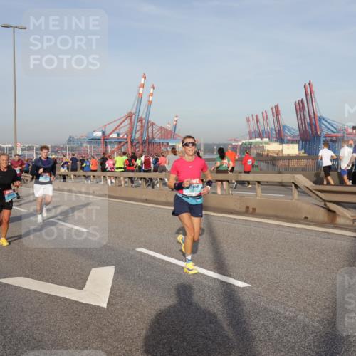 03.10.2026 - Köhlbrandbrückenlauf Yannick Fuchs http://msf.ph/oto/10774941 03.10.2026 09:39:56 Position 2  meine-sportfotos.de