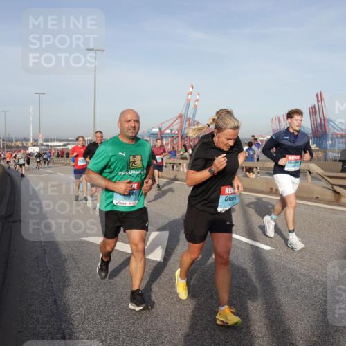 03.10.2026 - Köhlbrandbrückenlauf Yannick Fuchs http://msf.ph/oto/10774967 03.10.2026 09:39:59 Position 2 1604, 1079 meine-sportfotos.de