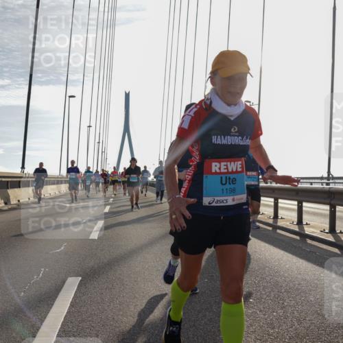 03.10.2026 - Köhlbrandbrückenlauf Yannick Fuchs http://msf.ph/oto/10775023 03.10.2026 09:34:23 Position 1 1198, 15 meine-sportfotos.de