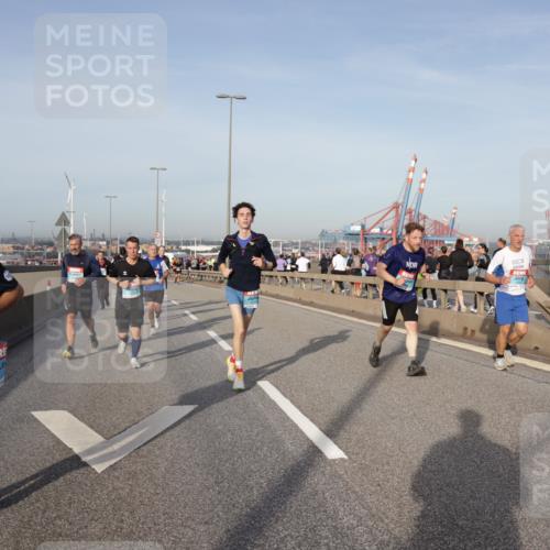 03.10.2026 - Köhlbrandbrückenlauf Yannick Fuchs http://msf.ph/oto/10775169 03.10.2026 09:40:17 Position 2  meine-sportfotos.de