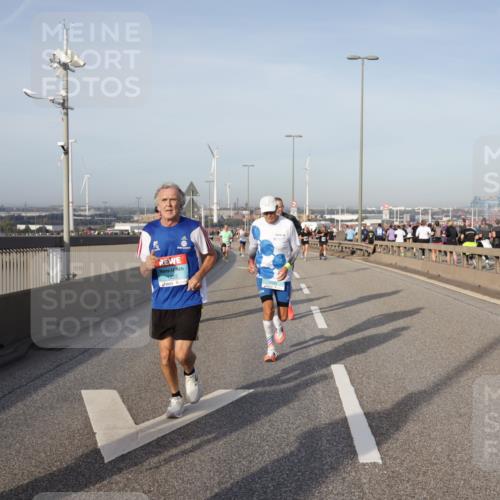 03.10.2026 - Köhlbrandbrückenlauf Yannick Fuchs http://msf.ph/oto/10775185 03.10.2026 09:40:20 Position 2 1222 meine-sportfotos.de