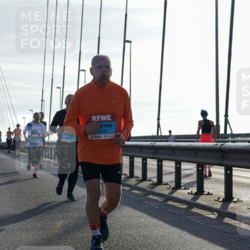 03.10.2026 - Köhlbrandbrückenlauf Yannick Fuchs http://msf.ph/oto/10775291 03.10.2026 09:34:46 Position 1 3138 meine-sportfotos.de