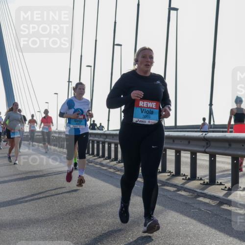 03.10.2026 - Köhlbrandbrückenlauf Yannick Fuchs http://msf.ph/oto/10775307 03.10.2026 09:34:47 Position 1 3069 meine-sportfotos.de