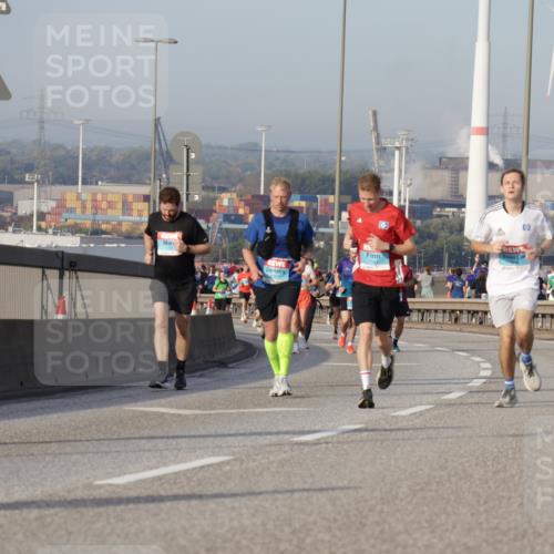 03.10.2026 - Köhlbrandbrückenlauf Yannick Fuchs http://msf.ph/oto/10775331 03.10.2026 09:40:37 Position 2  meine-sportfotos.de