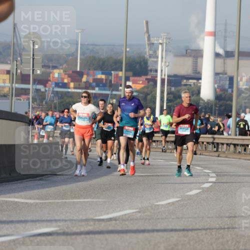 03.10.2026 - Köhlbrandbrückenlauf Yannick Fuchs http://msf.ph/oto/10775419 03.10.2026 09:40:43 Position 2 1640, 30 meine-sportfotos.de