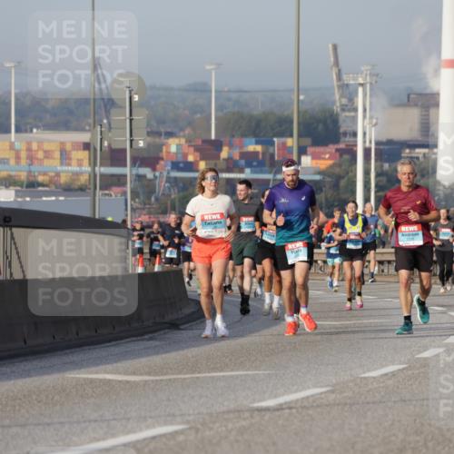 03.10.2026 - Köhlbrandbrückenlauf Yannick Fuchs http://msf.ph/oto/10775440 03.10.2026 09:40:45 Position 2  meine-sportfotos.de