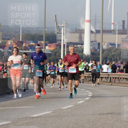 03.10.2026 - Köhlbrandbrückenlauf Yannick Fuchs http://msf.ph/oto/10775459 03.10.2026 09:40:47 Position 2 2270, 15 meine-sportfotos.de