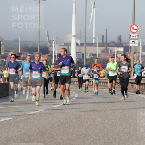 03.10.2026 - Köhlbrandbrückenlauf Yannick Fuchs http://msf.ph/oto/10775490 03.10.2026 09:41:01 Position 2 1666, 2918, 500, 8 meine-sportfotos.de