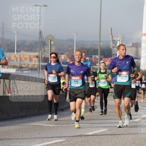 03.10.2026 - Köhlbrandbrückenlauf Yannick Fuchs http://msf.ph/oto/10775501 03.10.2026 09:41:03 Position 2 1666, 1084, 2918, 2962 meine-sportfotos.de