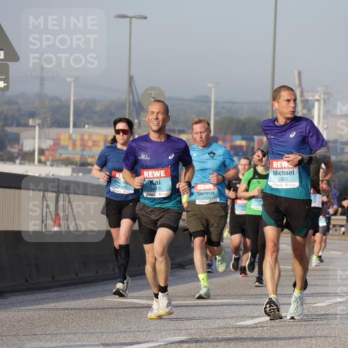 03.10.2026 - Köhlbrandbrückenlauf Yannick Fuchs http://msf.ph/oto/10775526 03.10.2026 09:41:04 Position 2 1666, 2918, 2962 meine-sportfotos.de