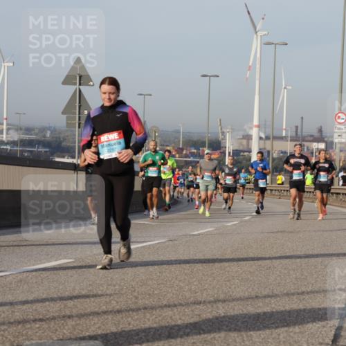 03.10.2026 - Köhlbrandbrückenlauf Yannick Fuchs http://msf.ph/oto/10775695 03.10.2026 09:41:21 Position 2  meine-sportfotos.de