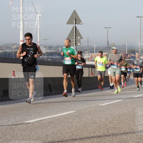03.10.2026 - Köhlbrandbrückenlauf Yannick Fuchs http://msf.ph/oto/10775730 03.10.2026 09:41:25 Position 2 1776 meine-sportfotos.de