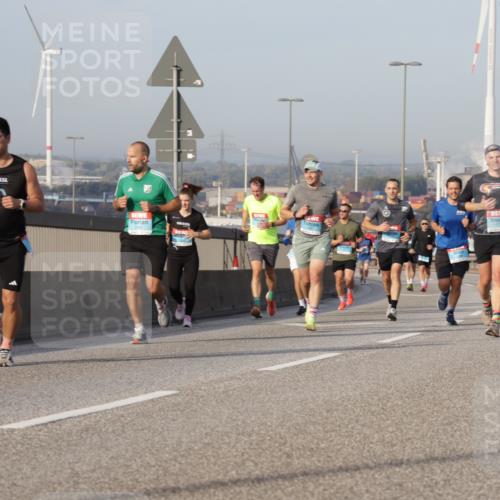 03.10.2026 - Köhlbrandbrückenlauf Yannick Fuchs http://msf.ph/oto/10775734 03.10.2026 09:41:25 Position 2  meine-sportfotos.de