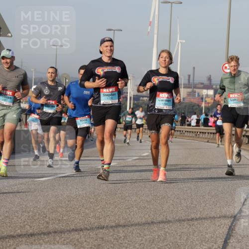 03.10.2026 - Köhlbrandbrückenlauf Yannick Fuchs http://msf.ph/oto/10775778 03.10.2026 09:41:28 Position 2 2357, 1780, 2495, 1776 meine-sportfotos.de