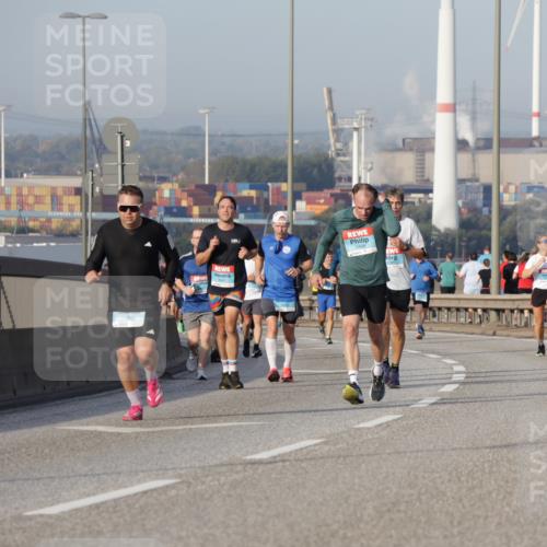 03.10.2026 - Köhlbrandbrückenlauf Yannick Fuchs http://msf.ph/oto/10775827 03.10.2026 09:41:35 Position 2  meine-sportfotos.de