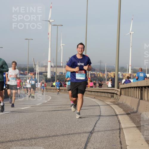 03.10.2026 - Köhlbrandbrückenlauf Yannick Fuchs http://msf.ph/oto/10775902 03.10.2026 09:41:41 Position 2 361, 2019 meine-sportfotos.de