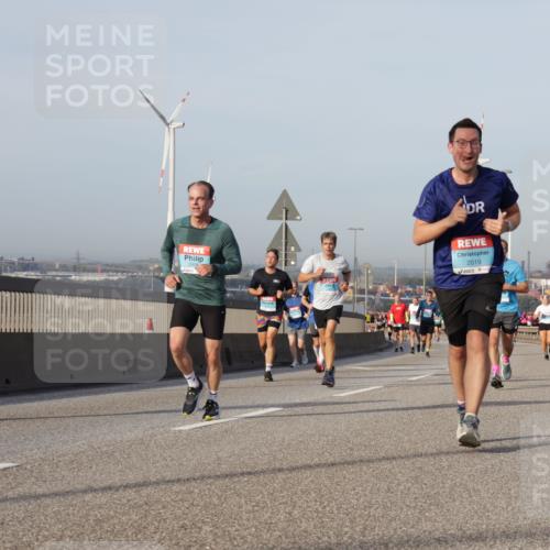03.10.2026 - Köhlbrandbrückenlauf Yannick Fuchs http://msf.ph/oto/10775923 03.10.2026 09:41:43 Position 2 2019 meine-sportfotos.de