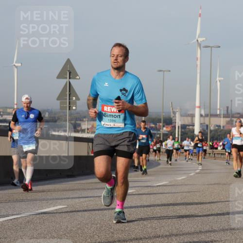03.10.2026 - Köhlbrandbrückenlauf Yannick Fuchs http://msf.ph/oto/10775953 03.10.2026 09:41:45 Position 2 1594 meine-sportfotos.de