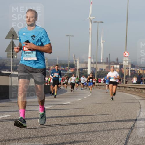 03.10.2026 - Köhlbrandbrückenlauf Yannick Fuchs http://msf.ph/oto/10775957 03.10.2026 09:41:46 Position 2 1594 meine-sportfotos.de