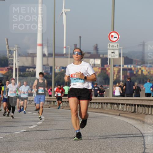 03.10.2026 - Köhlbrandbrückenlauf Yannick Fuchs http://msf.ph/oto/10775976 03.10.2026 09:41:48 Position 2 2665, 500, 6780 meine-sportfotos.de