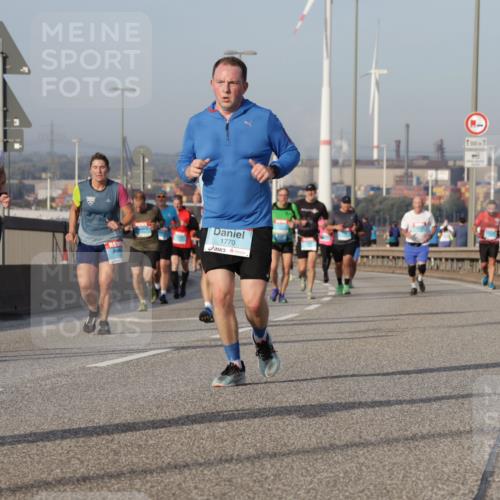 03.10.2026 - Köhlbrandbrückenlauf Yannick Fuchs http://msf.ph/oto/10775996 03.10.2026 09:42:01 Position 2 1722, 1770 meine-sportfotos.de