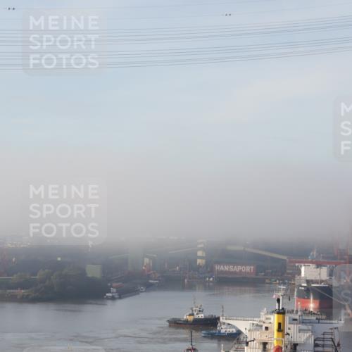 03.10.2026 - Köhlbrandbrückenlauf Yannick Fuchs http://msf.ph/oto/10776052 03.10.2026 09:02:37 Position 1  meine-sportfotos.de