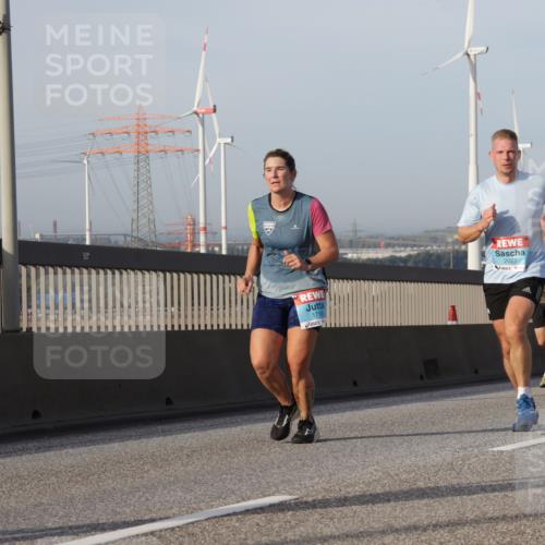03.10.2026 - Köhlbrandbrückenlauf Yannick Fuchs http://msf.ph/oto/10776056 03.10.2026 09:42:05 Position 2 1715, 2027 meine-sportfotos.de
