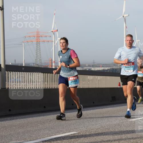 03.10.2026 - Köhlbrandbrückenlauf Yannick Fuchs http://msf.ph/oto/10776059 03.10.2026 09:42:06 Position 2 1715, 2027 meine-sportfotos.de