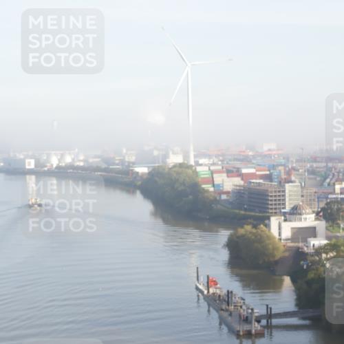 03.10.2026 - Köhlbrandbrückenlauf Yannick Fuchs http://msf.ph/oto/10776137 03.10.2026 09:07:56 Position 1  meine-sportfotos.de