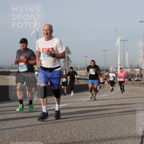 03.10.2026 - Köhlbrandbrückenlauf Yannick Fuchs http://msf.ph/oto/10776163 03.10.2026 09:42:14 Position 2 2227, 145 meine-sportfotos.de
