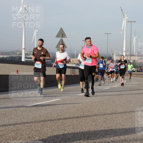 03.10.2026 - Köhlbrandbrückenlauf Yannick Fuchs http://msf.ph/oto/10776231 03.10.2026 09:42:19 Position 2  meine-sportfotos.de