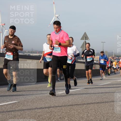 03.10.2026 - Köhlbrandbrückenlauf Yannick Fuchs http://msf.ph/oto/10776262 03.10.2026 09:42:21 Position 2 1937, 1618, 1940, 13 meine-sportfotos.de