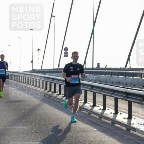 03.10.2026 - Köhlbrandbrückenlauf Yannick Fuchs http://msf.ph/oto/10776281 03.10.2026 09:17:33 Position 1  meine-sportfotos.de