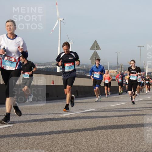 03.10.2026 - Köhlbrandbrückenlauf Yannick Fuchs http://msf.ph/oto/10776290 03.10.2026 09:42:23 Position 2 1618, 1620, 00, 1 meine-sportfotos.de