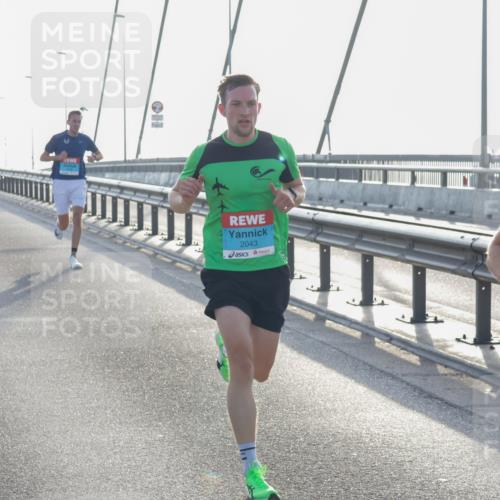 03.10.2026 - Köhlbrandbrückenlauf Yannick Fuchs http://msf.ph/oto/10776317 03.10.2026 09:17:38 Position 1 2043 meine-sportfotos.de