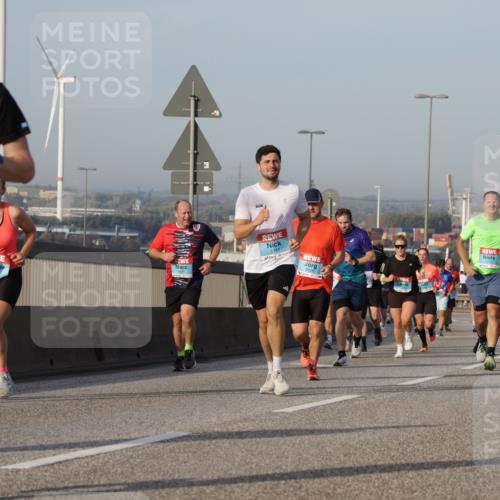 03.10.2026 - Köhlbrandbrückenlauf Yannick Fuchs http://msf.ph/oto/10776337 03.10.2026 09:42:27 Position 2 1422, 3141 meine-sportfotos.de