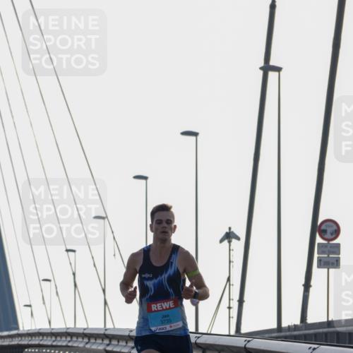 03.10.2026 - Köhlbrandbrückenlauf Yannick Fuchs http://msf.ph/oto/10776402 03.10.2026 09:18:10 Position 1  meine-sportfotos.de