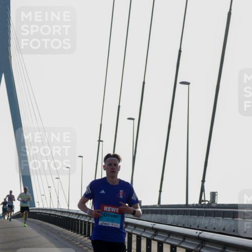 03.10.2026 - Köhlbrandbrückenlauf Yannick Fuchs http://msf.ph/oto/10776499 03.10.2026 09:18:42 Position 1 2172 meine-sportfotos.de
