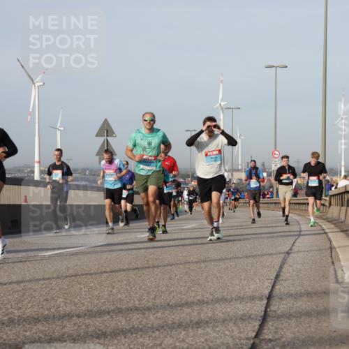 03.10.2026 - Köhlbrandbrückenlauf Yannick Fuchs http://msf.ph/oto/10776533 03.10.2026 09:42:42 Position 2 3828 meine-sportfotos.de