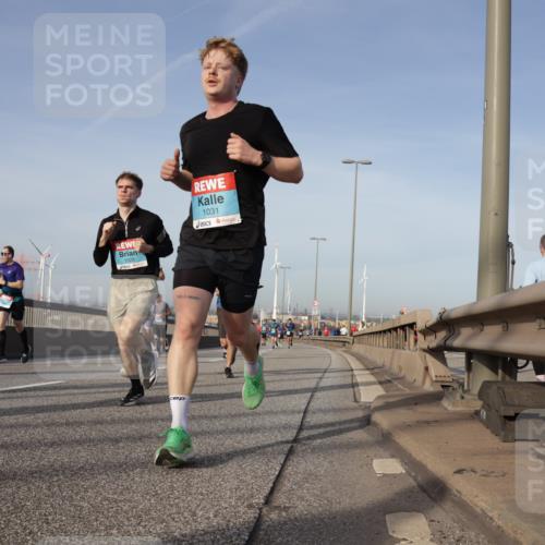 03.10.2026 - Köhlbrandbrückenlauf Yannick Fuchs http://msf.ph/oto/10776595 03.10.2026 09:42:48 Position 2 1031, 8 meine-sportfotos.de