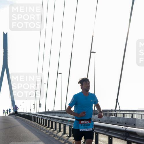 03.10.2026 - Köhlbrandbrückenlauf Yannick Fuchs http://msf.ph/oto/10776725 03.10.2026 09:19:21 Position 1 3705 meine-sportfotos.de
