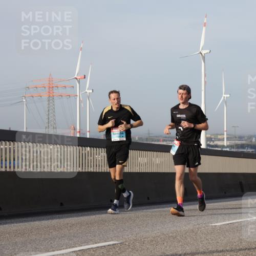 03.10.2026 - Köhlbrandbrückenlauf Yannick Fuchs http://msf.ph/oto/10776798 03.10.2026 09:43:07 Position 2  meine-sportfotos.de