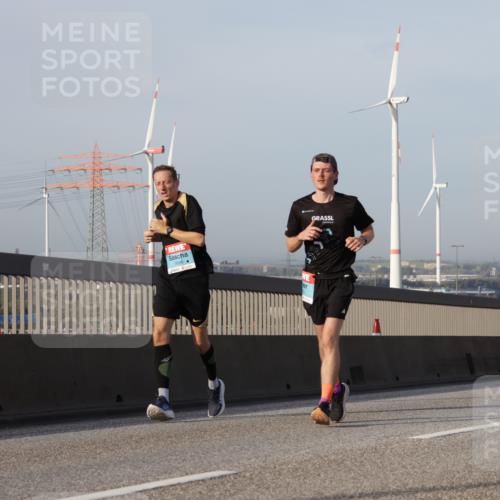 03.10.2026 - Köhlbrandbrückenlauf Yannick Fuchs http://msf.ph/oto/10776805 03.10.2026 09:43:07 Position 2 1694 meine-sportfotos.de