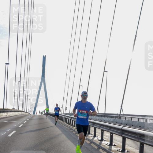 03.10.2026 - Köhlbrandbrückenlauf Yannick Fuchs http://msf.ph/oto/10776806 03.10.2026 09:19:42 Position 1  meine-sportfotos.de